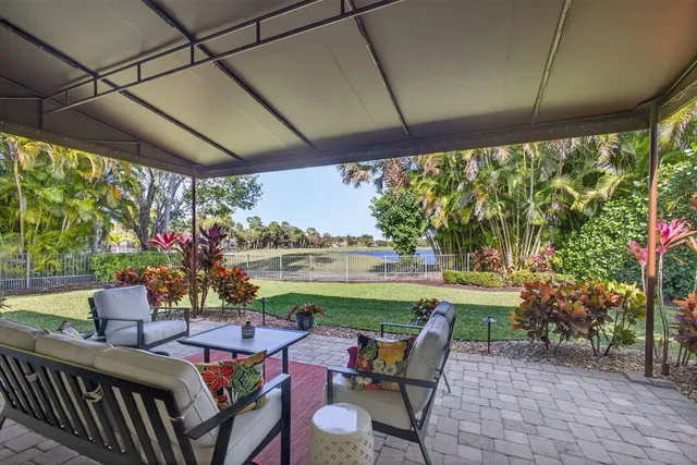 $890,000 | 7650 Preserve Drive, West Palm Beach, FL 33412