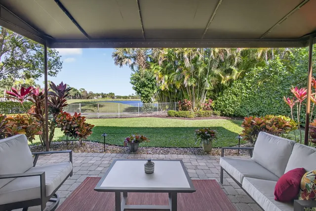 $890,000 | 7650 Preserve Drive, West Palm Beach, FL 33412