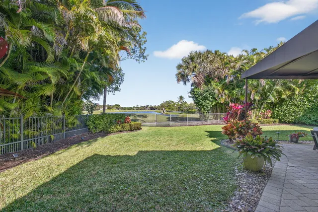 $890,000 | 7650 Preserve Drive, West Palm Beach, FL 33412