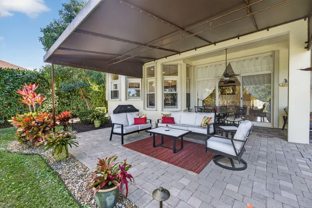 $890,000 | 7650 Preserve Drive, West Palm Beach, FL 33412
