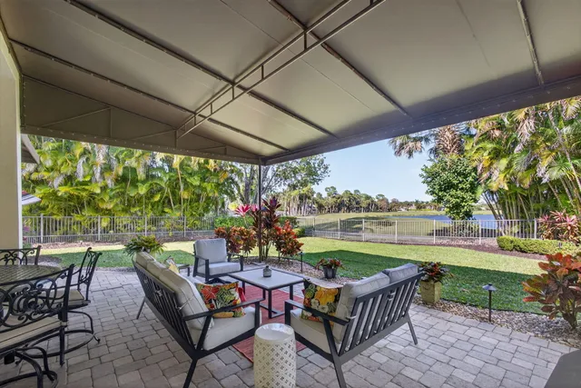$890,000 | 7650 Preserve Drive, West Palm Beach, FL 33412