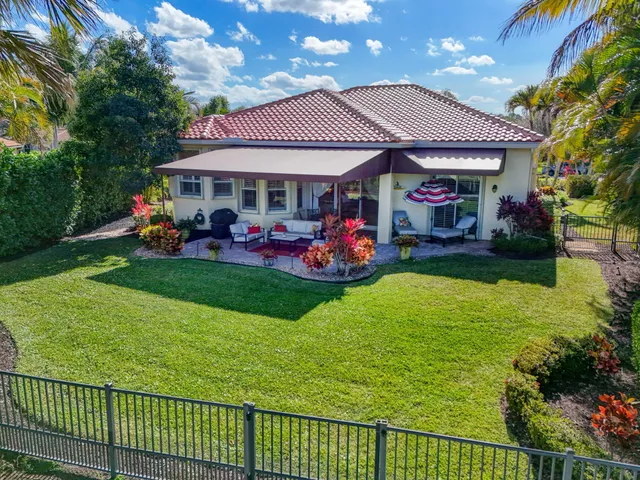 $890,000 | 7650 Preserve Drive, West Palm Beach, FL 33412