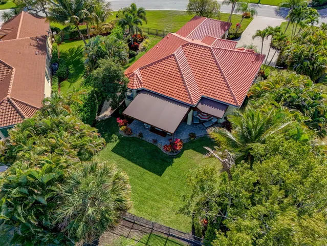 $890,000 | 7650 Preserve Drive, West Palm Beach, FL 33412