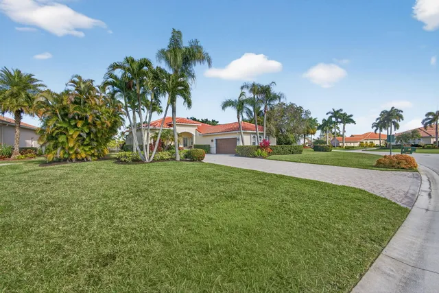 $890,000 | 7650 Preserve Drive, West Palm Beach, FL 33412