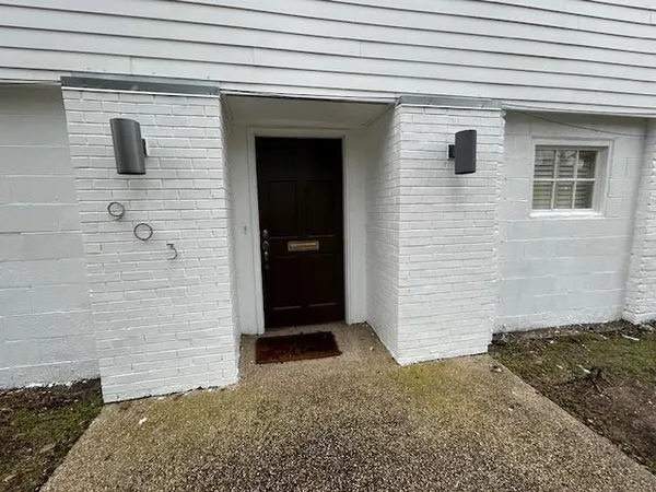 $1,495 | 903 Octavia Street, New Orleans, LA 70115