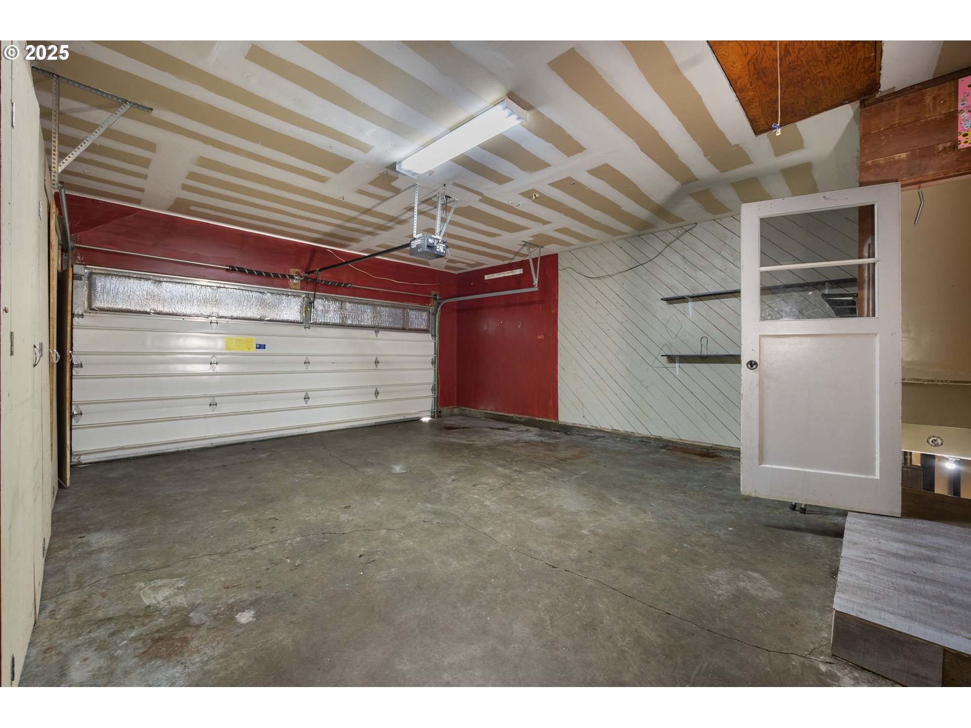 11841 Southeast Foster Road Portland, OR 97266 - Photo 23 of 48