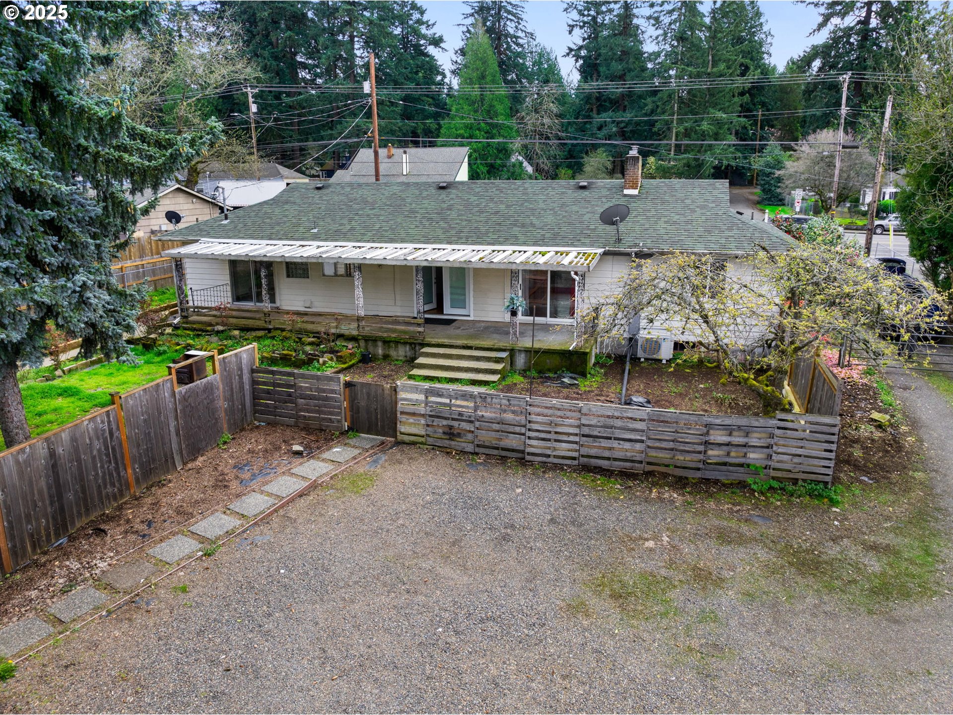 11841 Southeast Foster Road Portland, OR 97266 - Photo 30 of 48