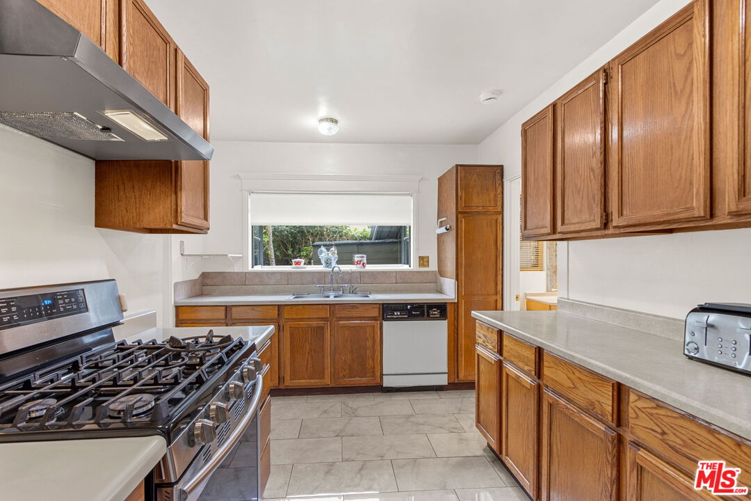 4375 East 14th Street Long Beach, CA 90804 - Photo 20 of 65