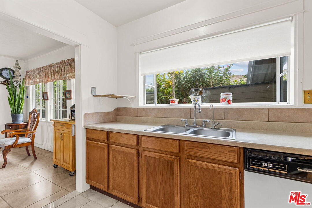 4375 East 14th Street Long Beach, CA 90804 - Photo 22 of 65