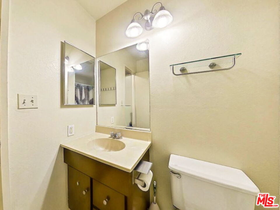 4375 East 14th Street Long Beach, CA 90804 - Photo 42 of 65