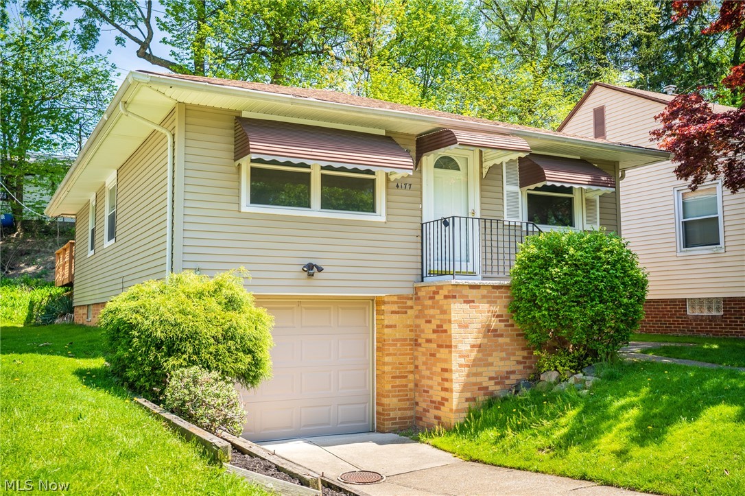 4177 Ridgeview Road Cleveland, OH 44144 - Photo 2 of 21 Gallery Image 2