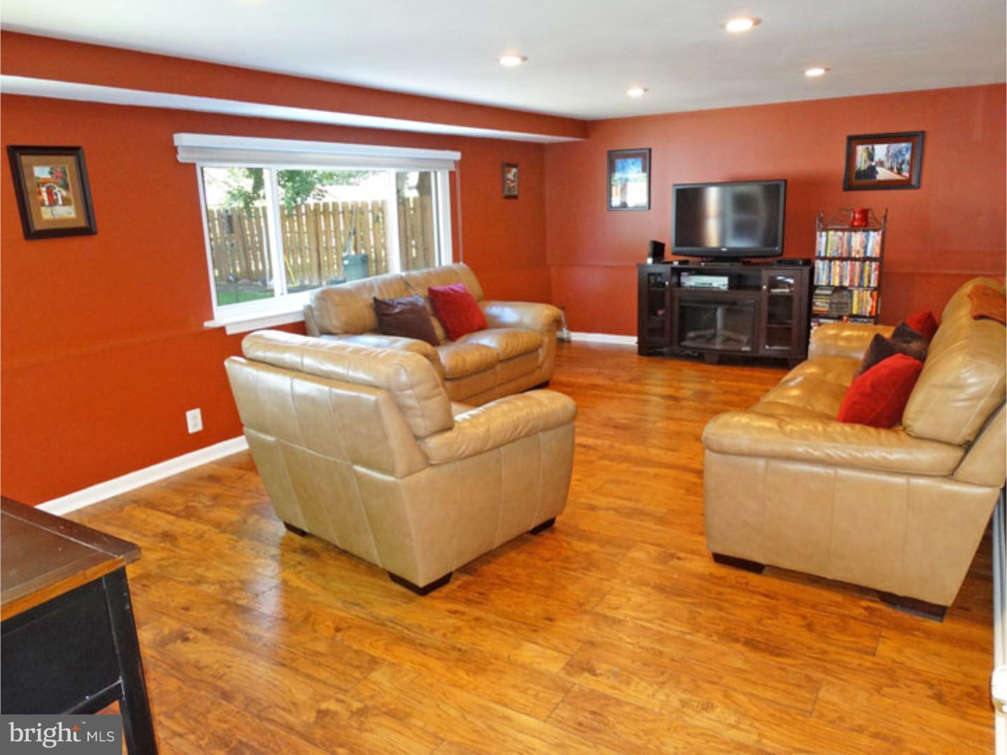 5 Cobblestone Road Cherry Hill, NJ 08003 - Photo 15 of 24 Family Room