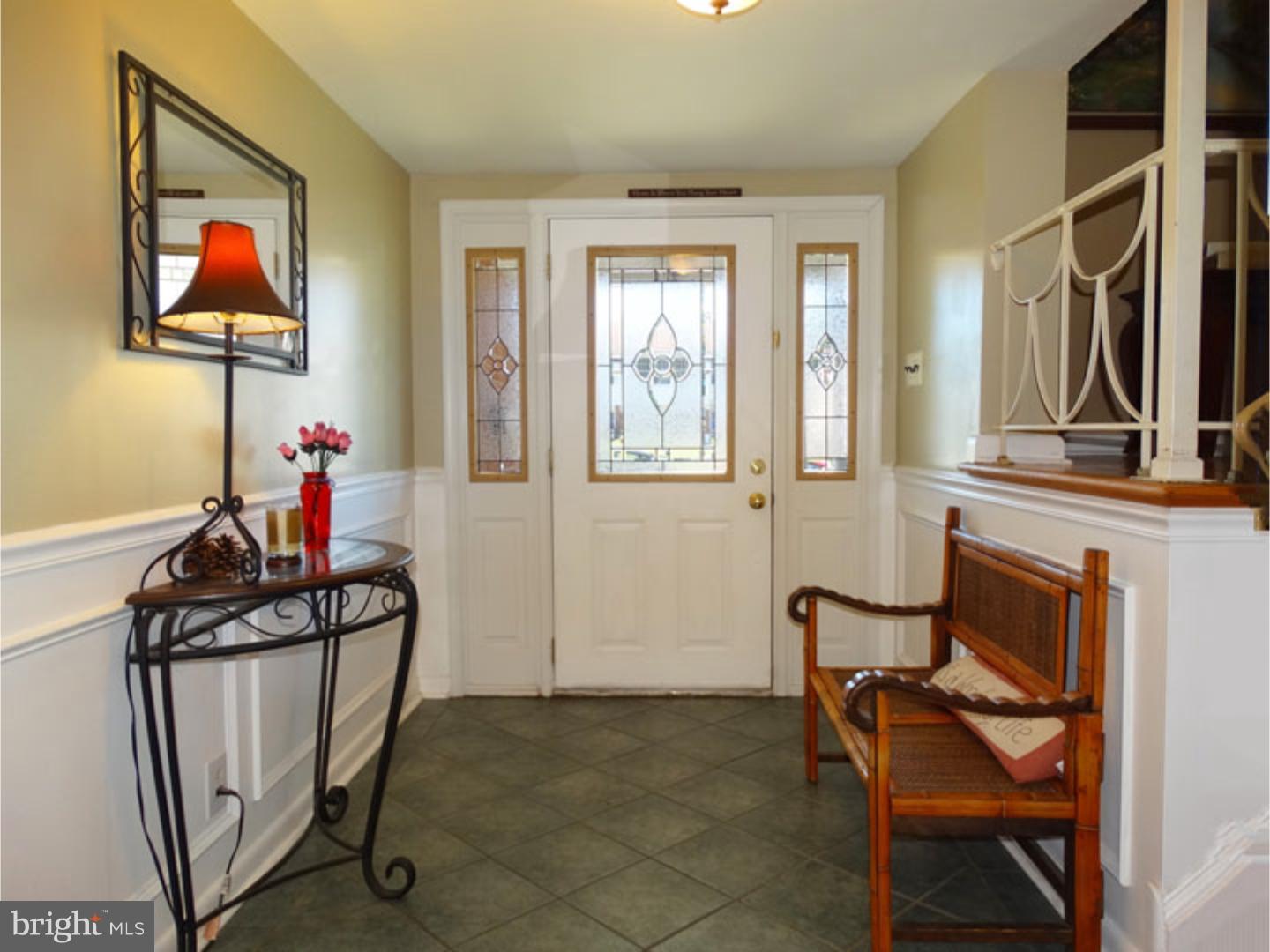 5 Cobblestone Road Cherry Hill, NJ 08003 - Photo 3 of 24 Foyer