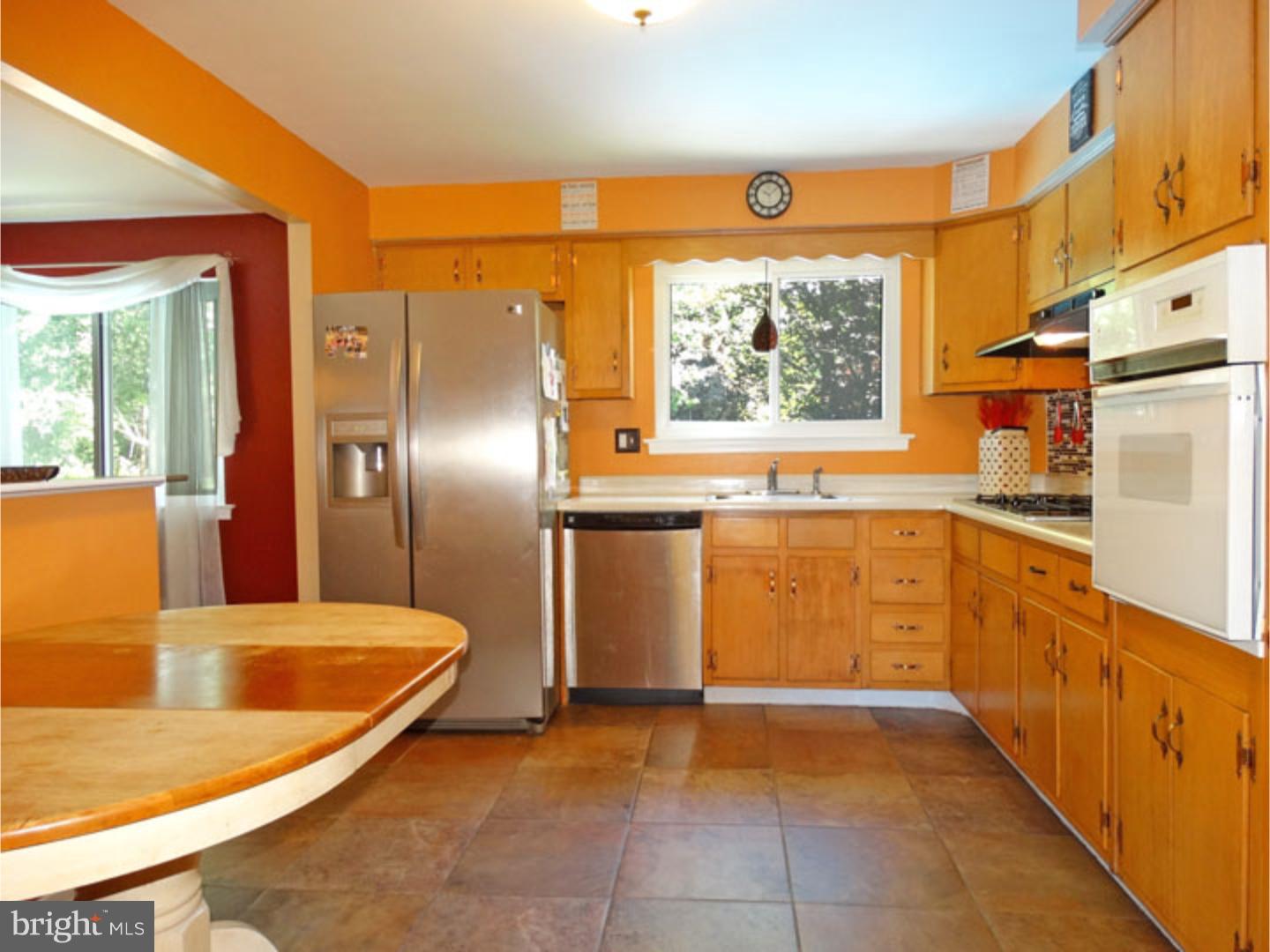 5 Cobblestone Road Cherry Hill, NJ 08003 - Photo 8 of 24 Kitchen