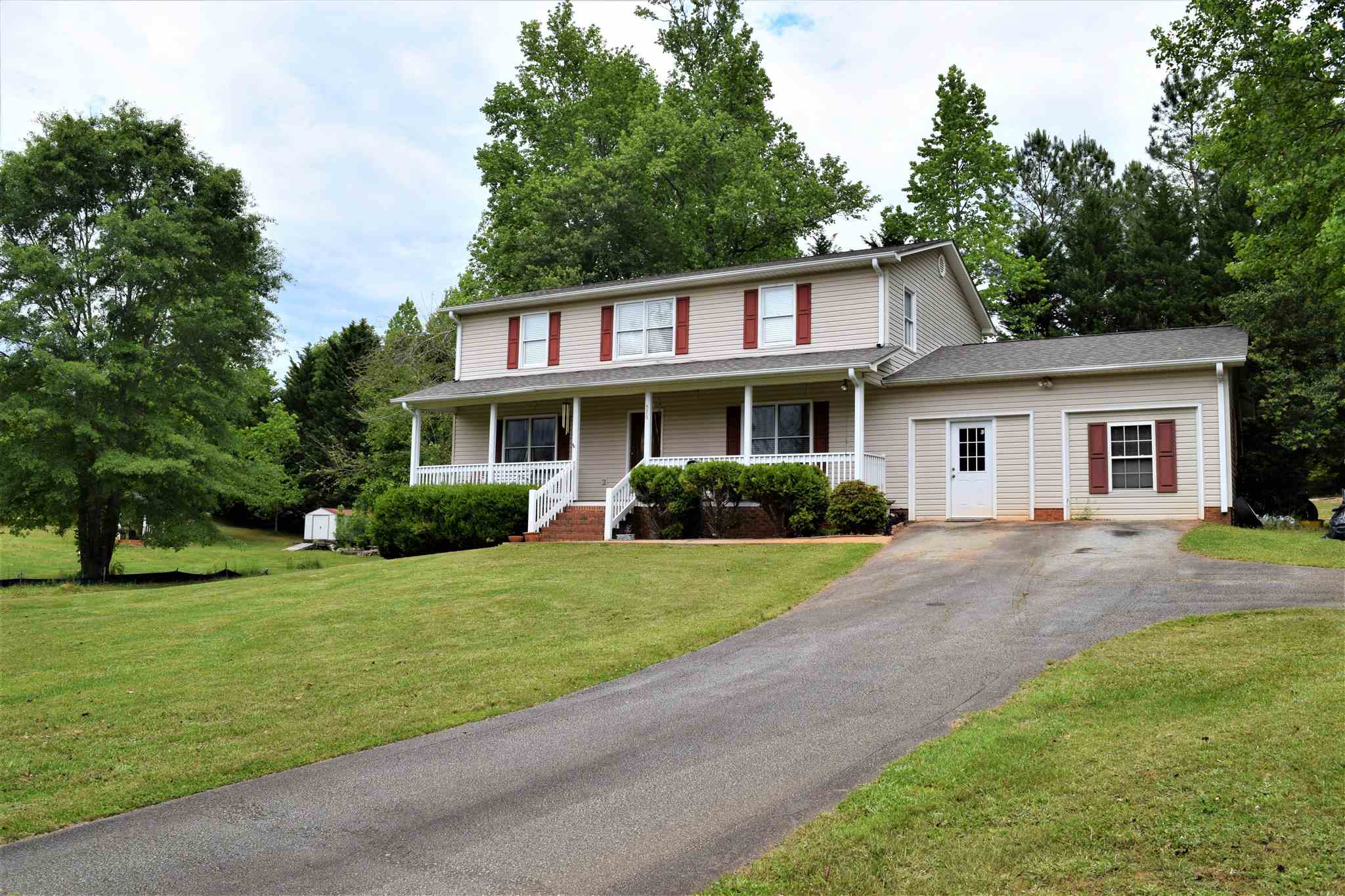 576 Edens Road Pickens, SC 29671 - Photo 1 of 24 Primary