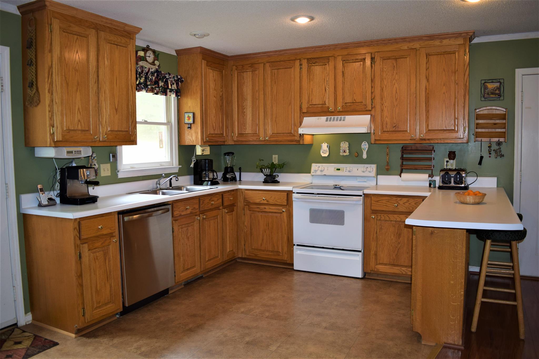 576 Edens Road Pickens, SC 29671 - Photo 11 of 24 Kitchen