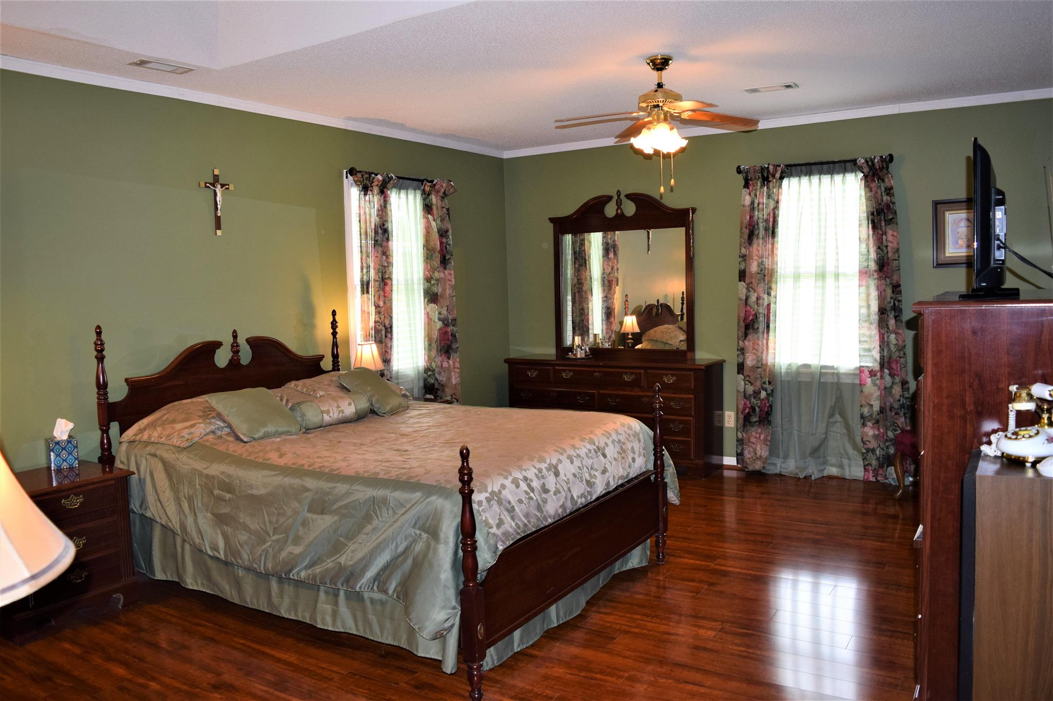 576 Edens Road Pickens, SC 29671 - Photo 16 of 24 Master Bedroom