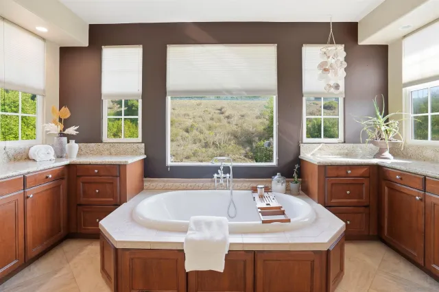 $2,899,000 | 6562 Halite Place, Carlsbad, CA 92009