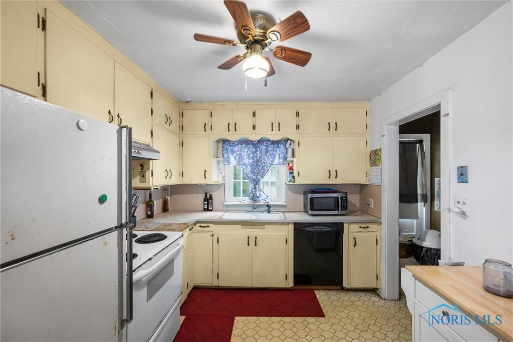 4306 Sheraton Road Toledo, OH 43615 - Photo 13 of 29 Gallery Image 13