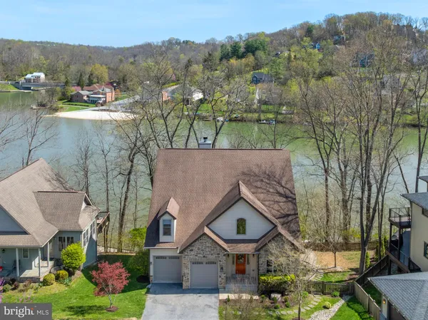$1,250,000 | 10303 Maracaibo Mews, New Market, MD 21774