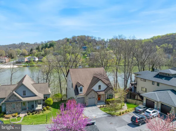 $1,250,000 | 10303 Maracaibo Mews, New Market, MD 21774