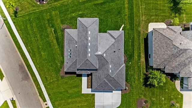 $1,278,490 | 6101 Northwest 58th Street, Kansas City, MO 64151