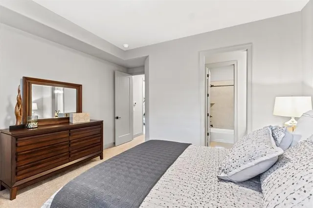 $1,278,490 | 6101 Northwest 58th Street, Kansas City, MO 64151