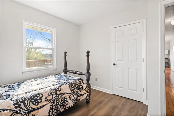 $229,900 | 807 South 8th Street, La Follette, TN 37766