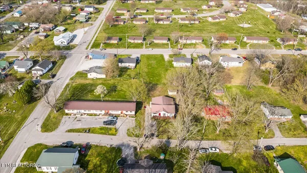 $229,900 | 807 South 8th Street, La Follette, TN 37766