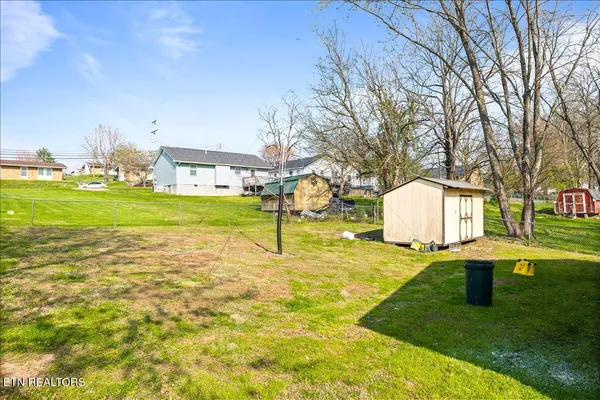 $229,900 | 807 South 8th Street, La Follette, TN 37766