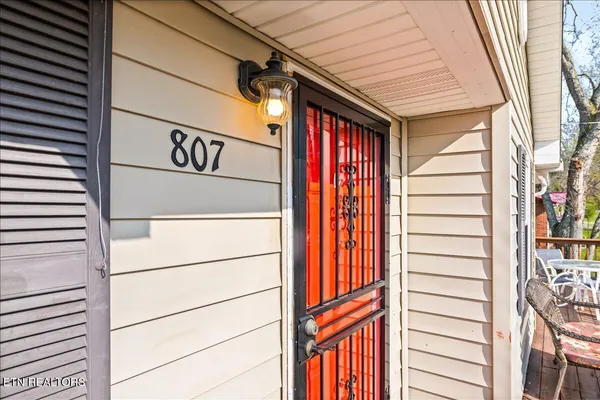 $229,900 | 807 South 8th Street, La Follette, TN 37766