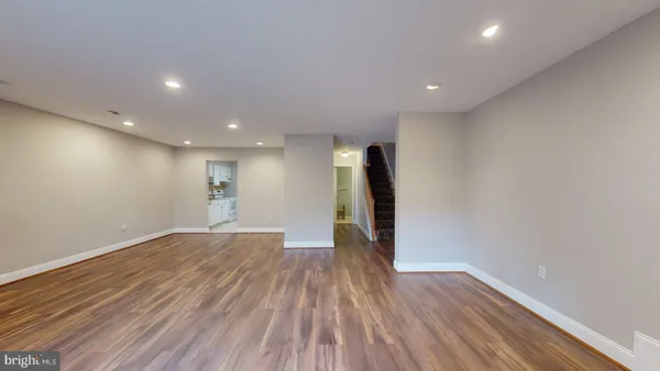 $3,350 | 951 South Rolfe Street, Unit 1, Arlington, VA 22204