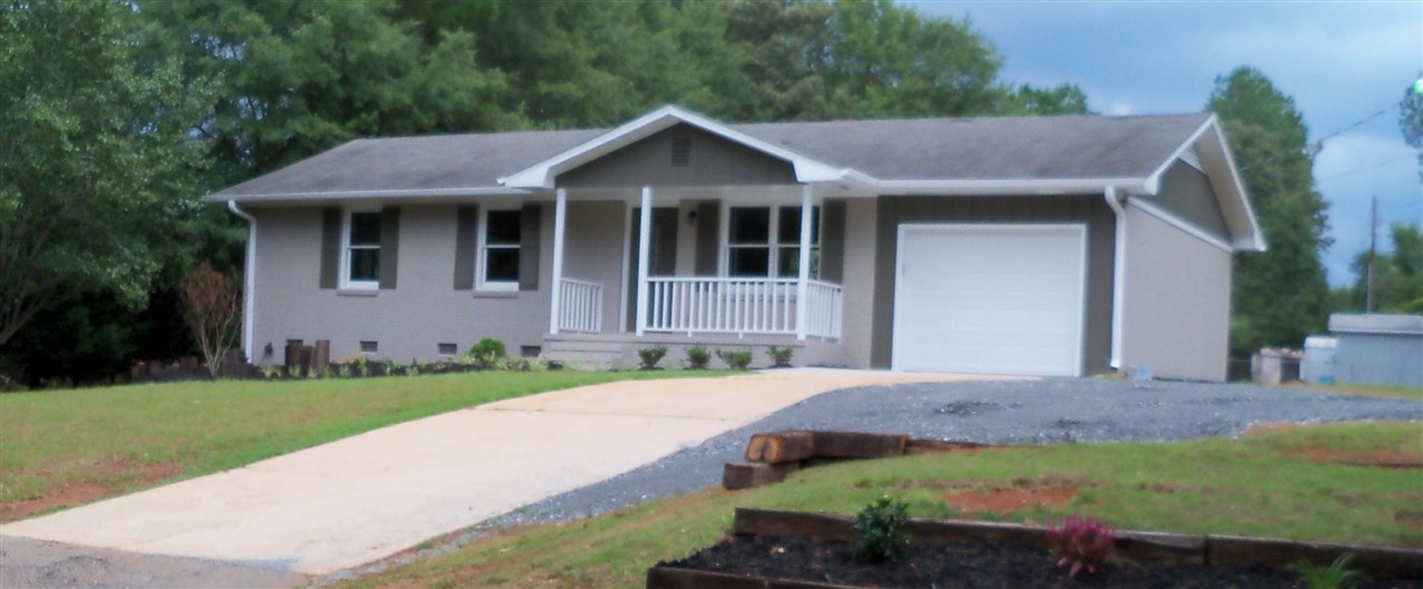 914 North Major Road Belton, SC 29627 - Photo 1 of 9