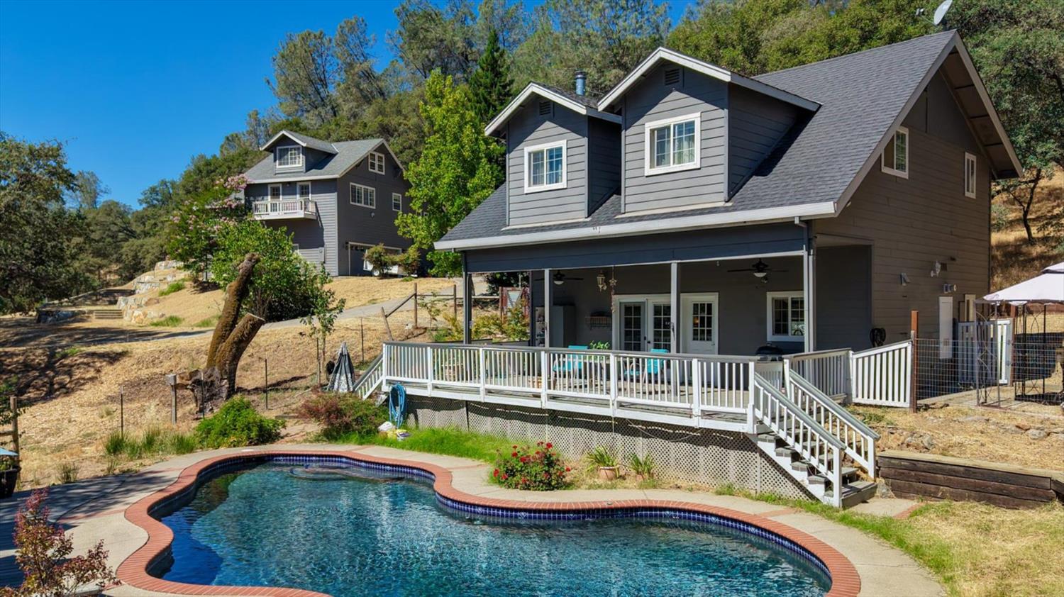 14030 Pleasant Valley Road Penn Valley, CA 95946 - Photo 3 of 48 Gallery Image 3