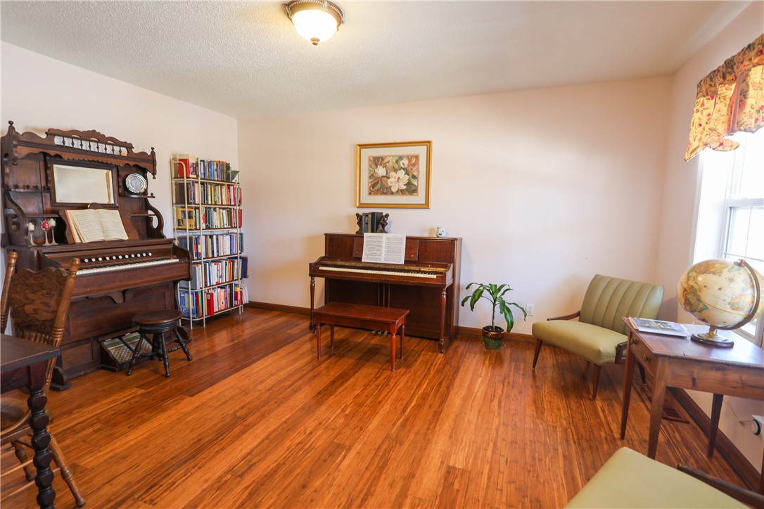 406 Burns Mill Road West Union, SC 29696 - Photo 5 of 24 Gallery Image 5
