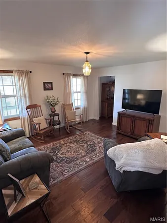 $395,000 | 484 County Road 304, Poplar Bluff, MO 63901