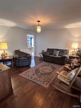 $395,000 | 484 County Road 304, Poplar Bluff, MO 63901