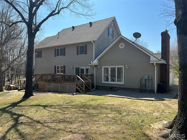 $395,000 | 484 County Road 304, Poplar Bluff, MO 63901