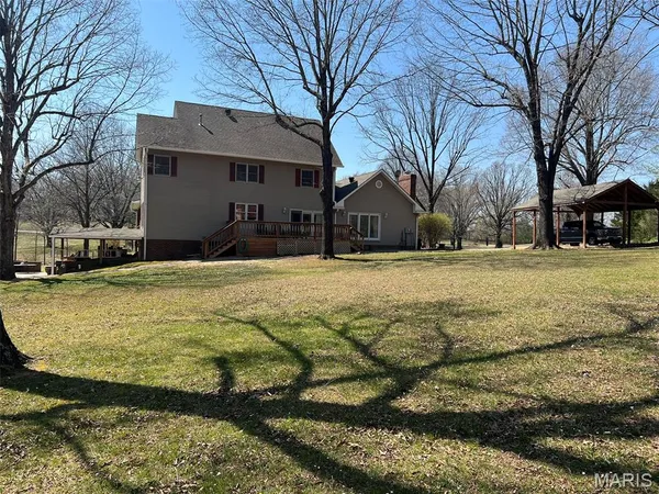 $395,000 | 484 County Road 304, Poplar Bluff, MO 63901