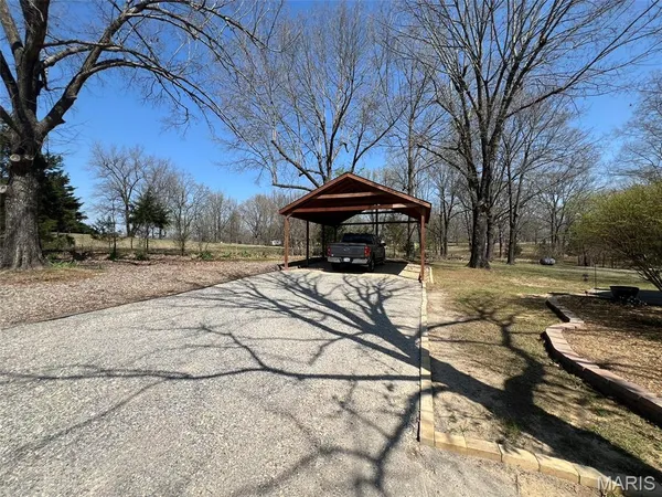 $395,000 | 484 County Road 304, Poplar Bluff, MO 63901