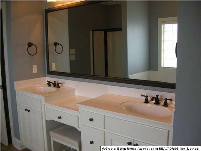 10707 Springtree Avenue Baton Rouge, LA 70810 - Photo 16 of 21 Gallery Image 16