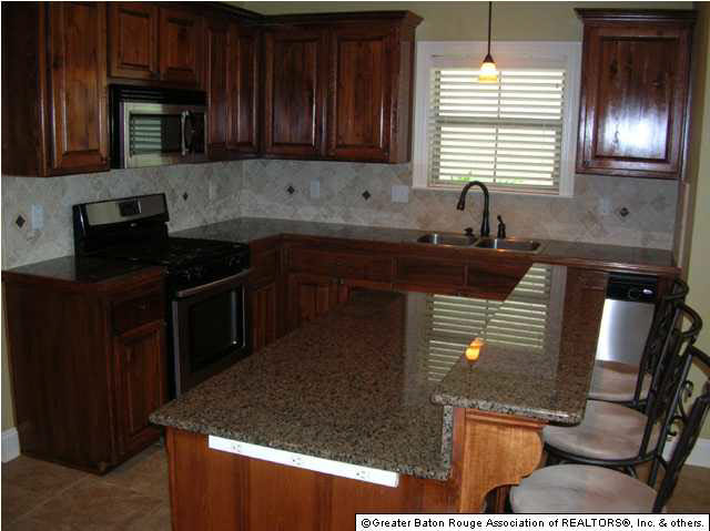 10707 Springtree Avenue Baton Rouge, LA 70810 - Photo 8 of 21 Gallery Image 8