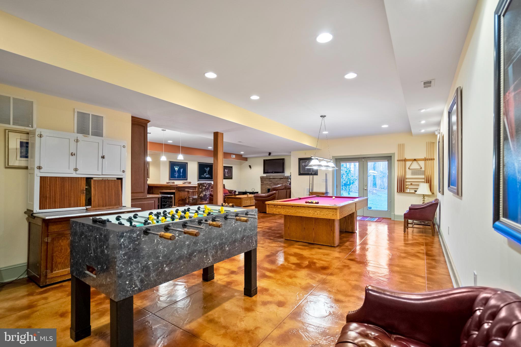 10614 Gambrill Park Road Frederick, MD 21702 - Photo 6 of 51