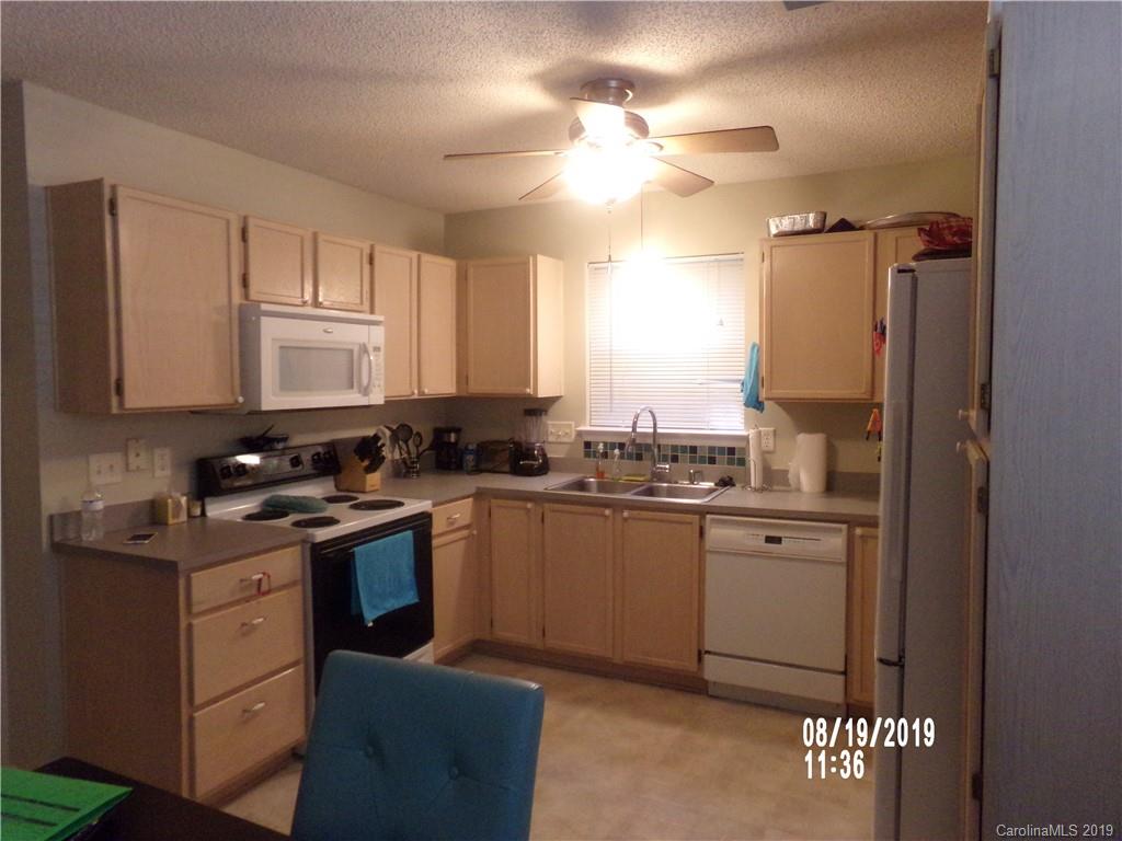 13954 Dingess Road Charlotte, NC 28273 - Photo 5 of 16 Gallery Image 5