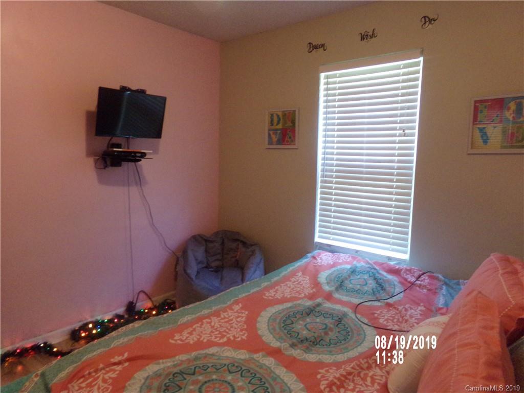 13954 Dingess Road Charlotte, NC 28273 - Photo 10 of 16 Gallery Image 10