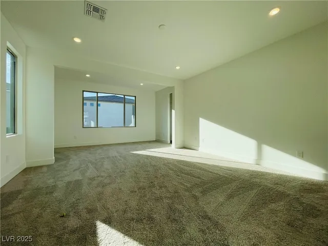 $3,200 | 10237 Mystic Falls Drive, Las Vegas, NV 89141