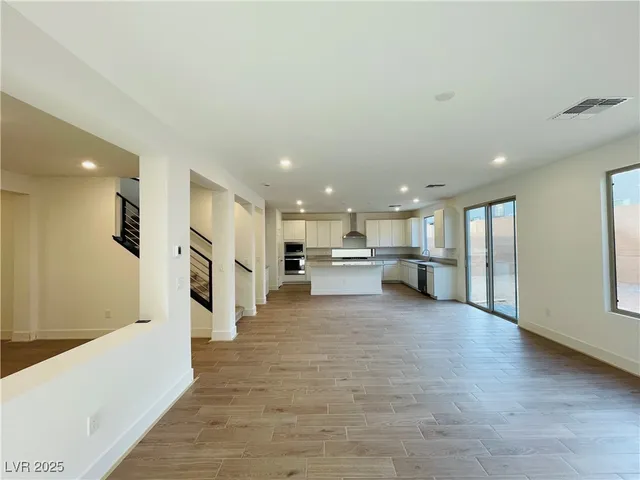 $3,200 | 10237 Mystic Falls Drive, Las Vegas, NV 89141