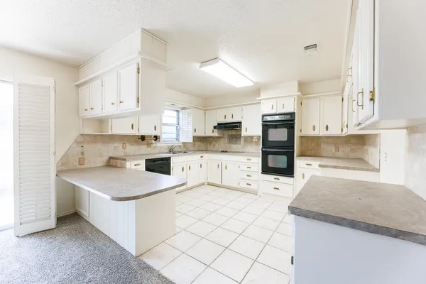 $310,000 | 7920 Albany Avenue, Lubbock, TX 79424