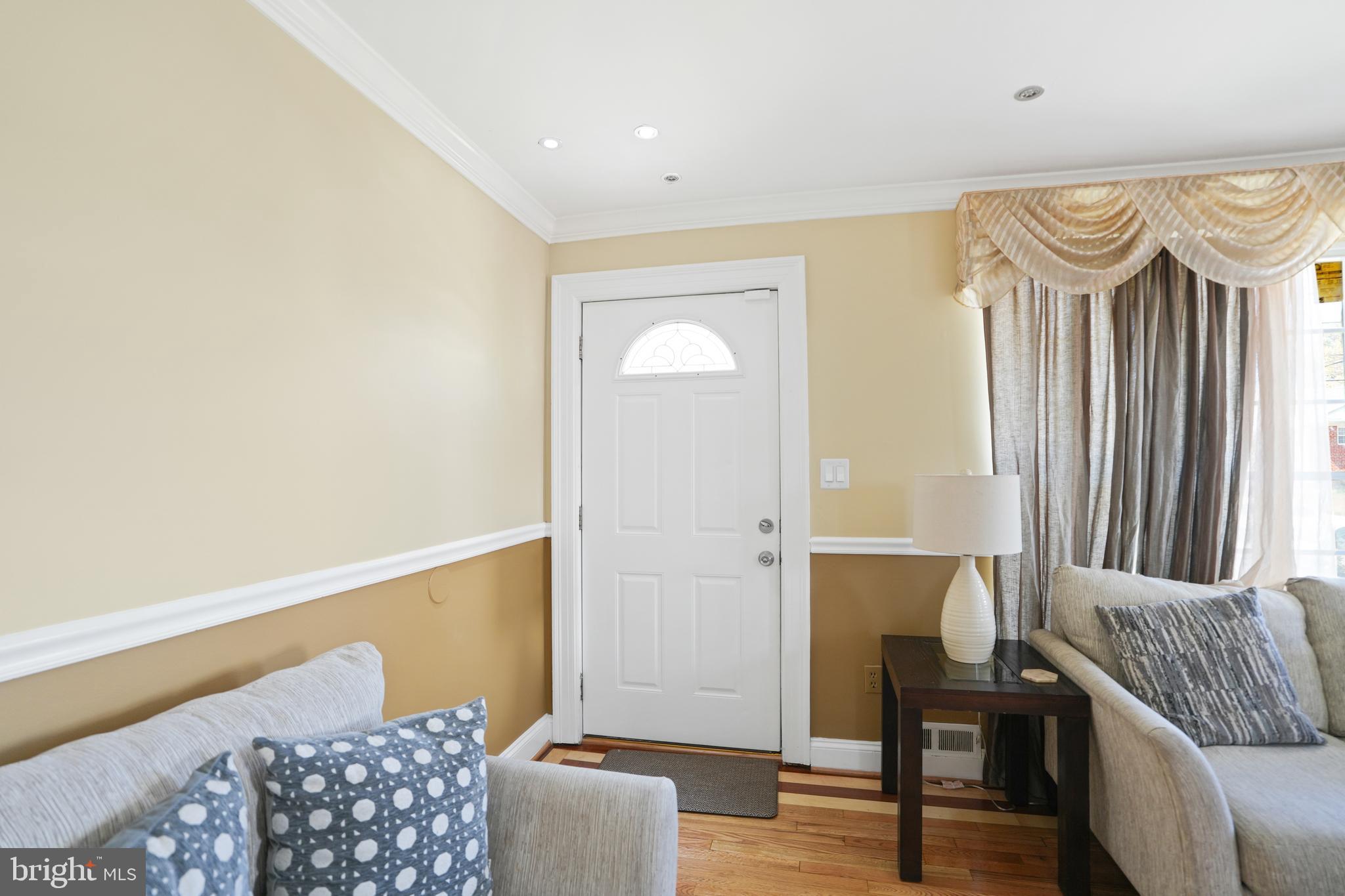 3414 Farthing Drive Silver Spring, MD 20906 - Photo 6 of 23 a living room with furniture and a window