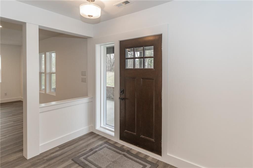 7218 Highland Road Indianapolis, IN 46268 - Photo 3 of 26 Gallery Image 3